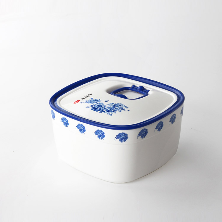 plastic food container 538